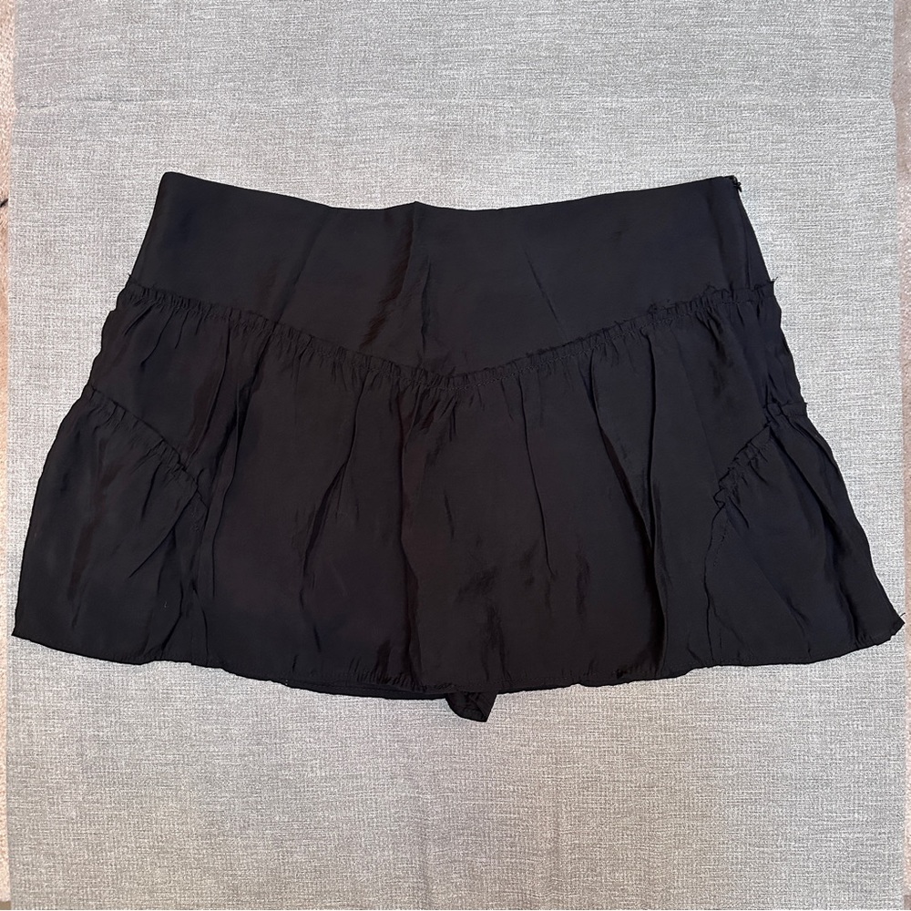 Zara Black mini skit XXL